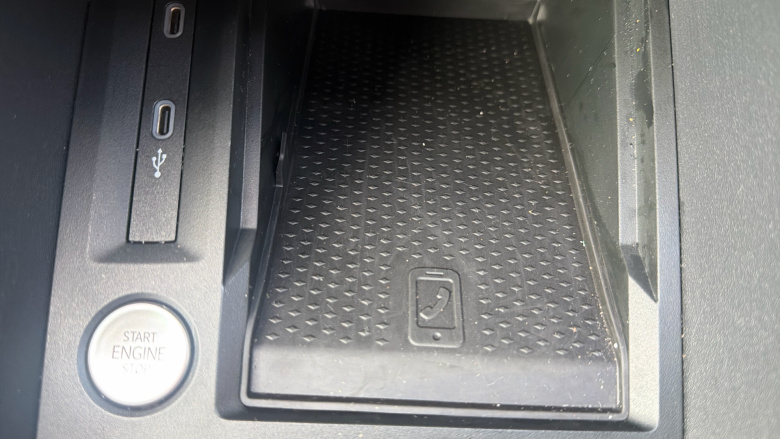 Ford Transit Connect 220 L1 Diesel 2.0 EcoBlue 102ps Limited Van